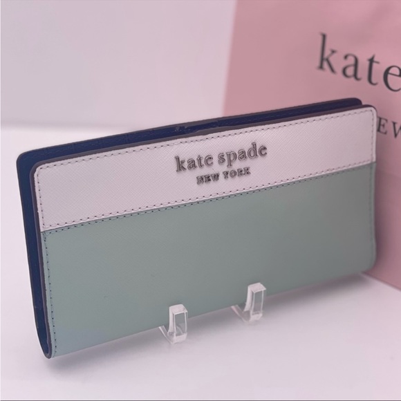 Kate Spade Cameron Large Slim
Bifold Wallet - Picture 2 of 8